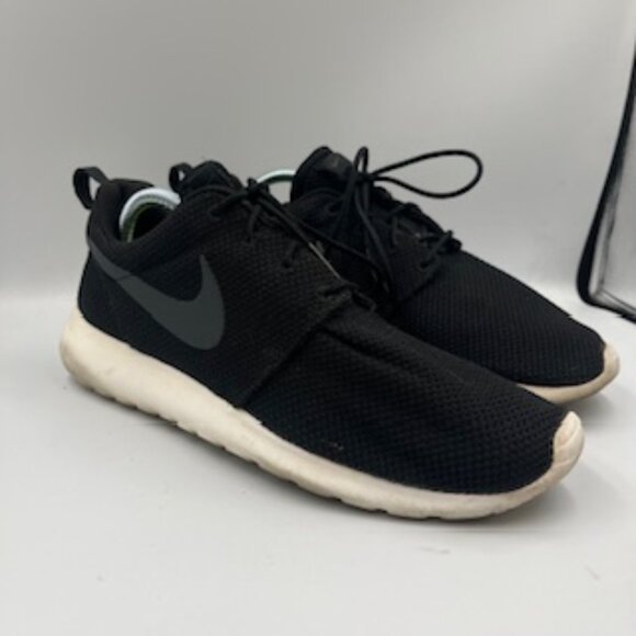 Nike Roshe One Running Shoes Men’s Size 10 Sneakers - Picture 3 of 9